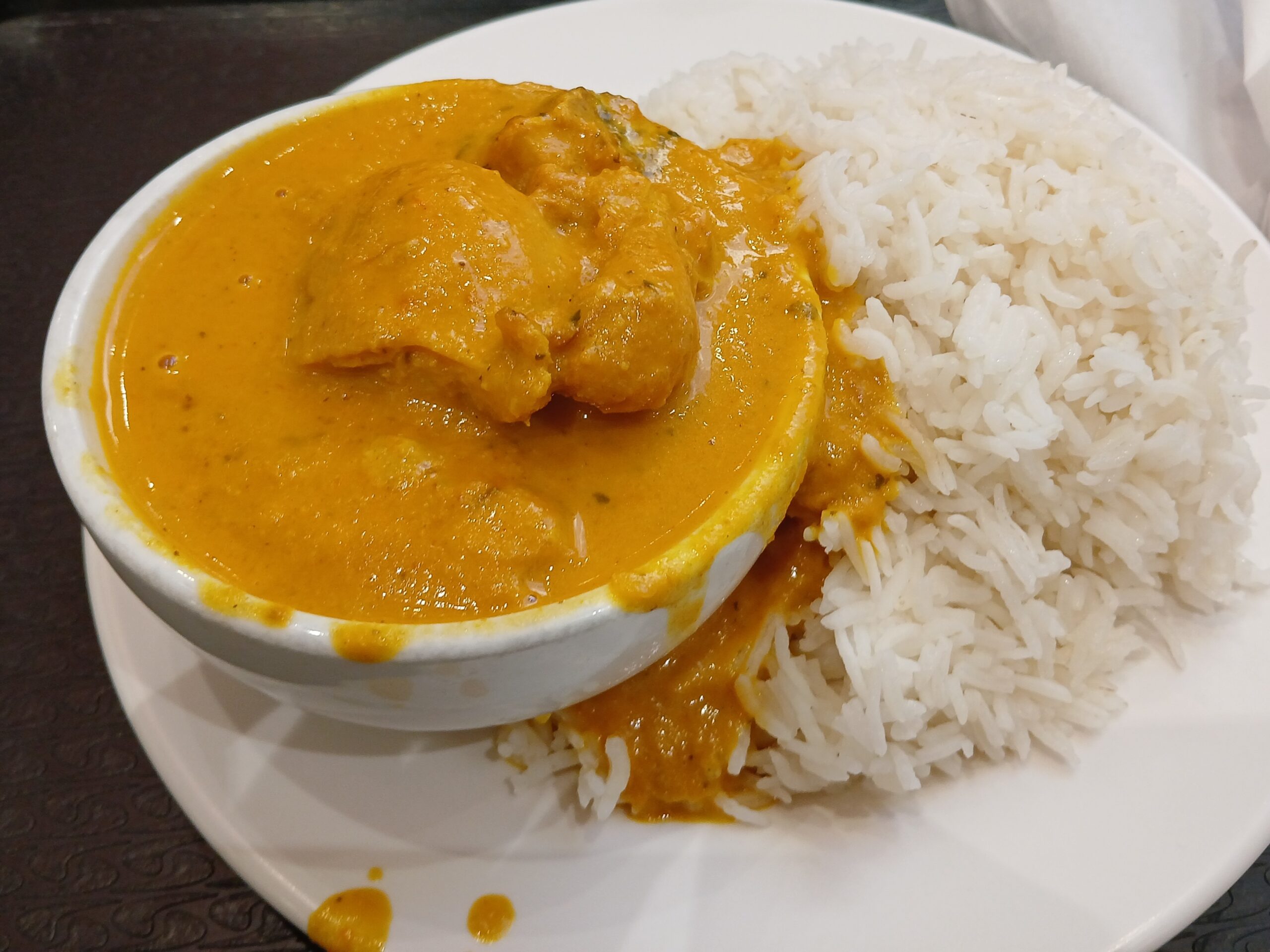NZスーパーの材料で本格カレーを作ってみた結果→素が最強だった話【ニュージーランドあるある】