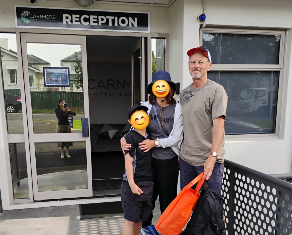 2026年春ファームステイ第1期親子 小学校訪問